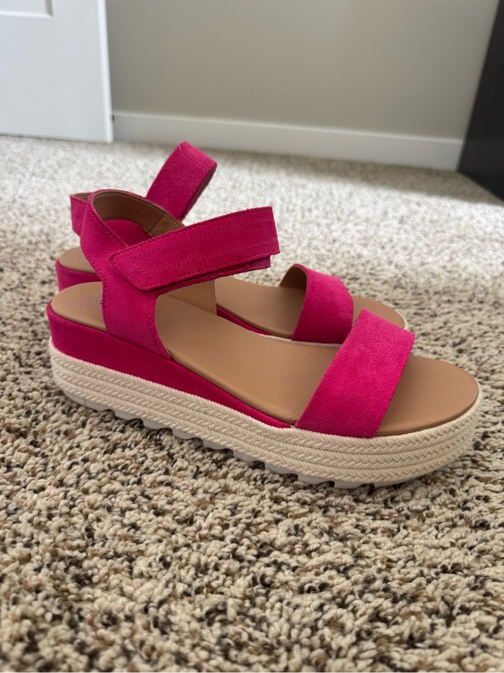 Women’s Sorel Strap Platform Sandals